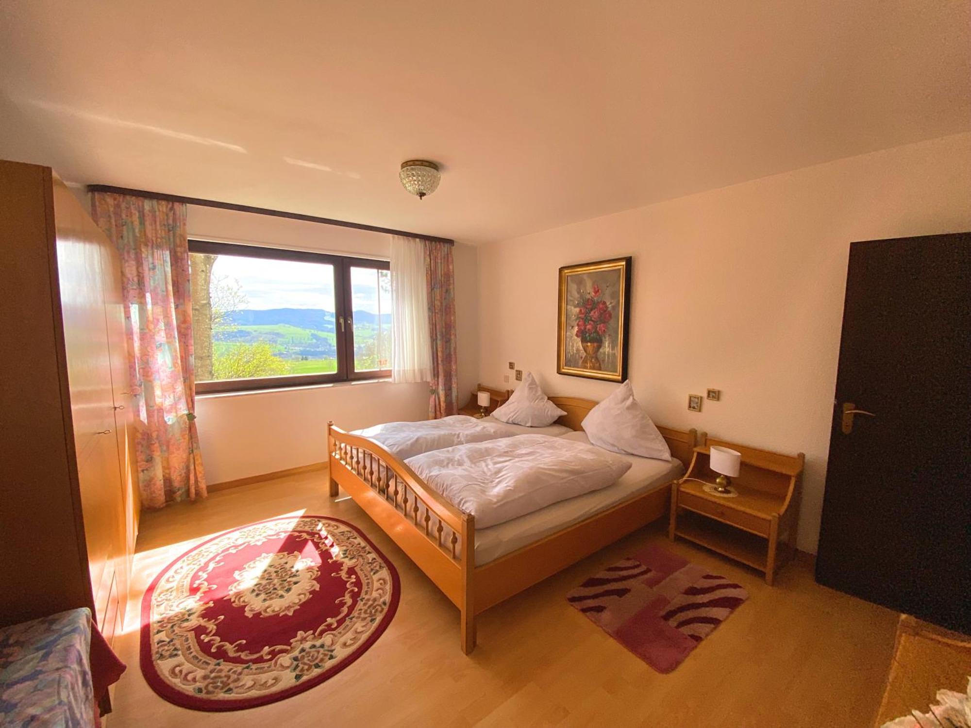 Ferienwohnung Rhoenpanorama Ґерсфельд Екстер'єр фото